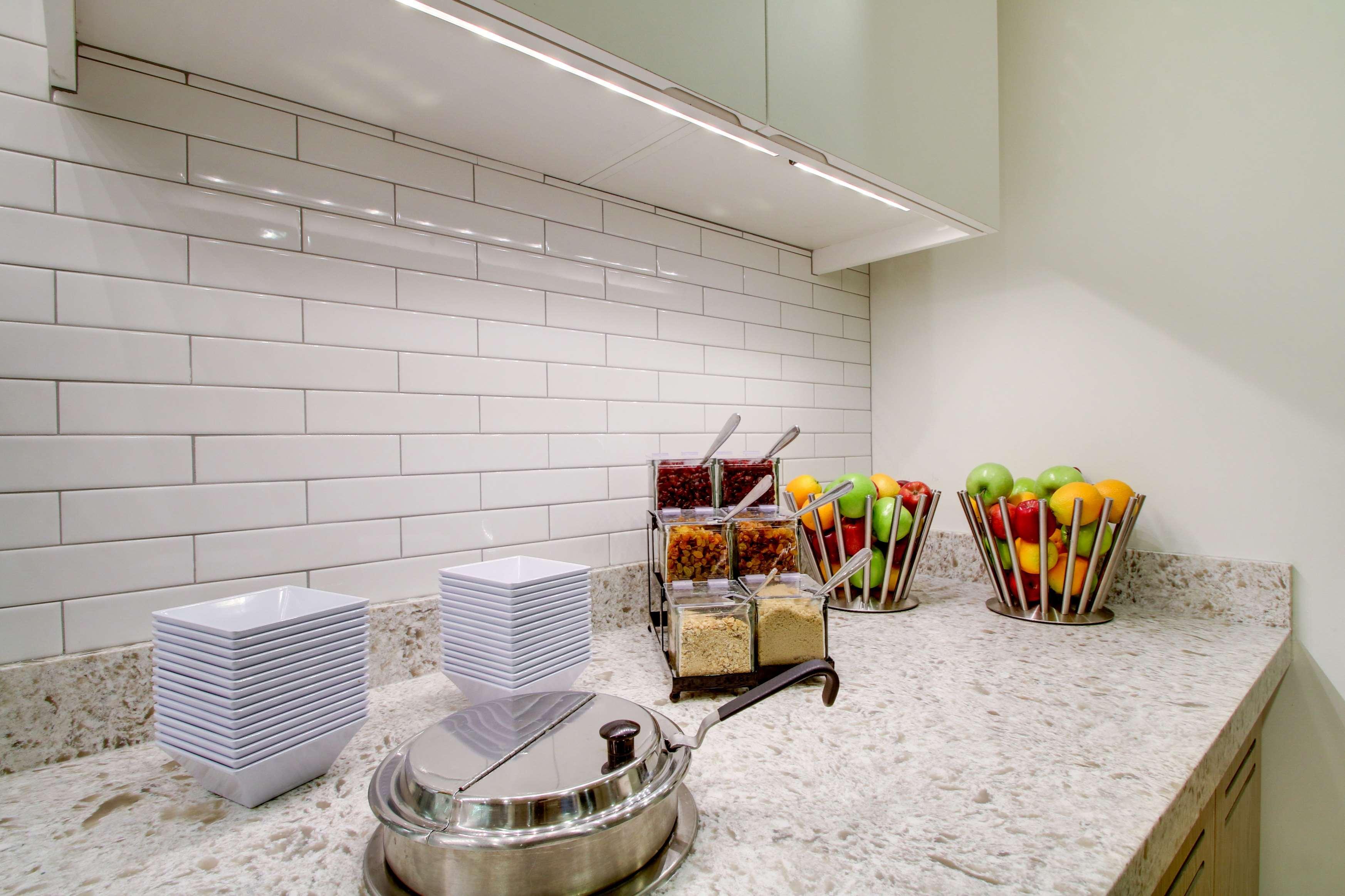 Hyatt House Chicago/Evanston Bagian luar foto